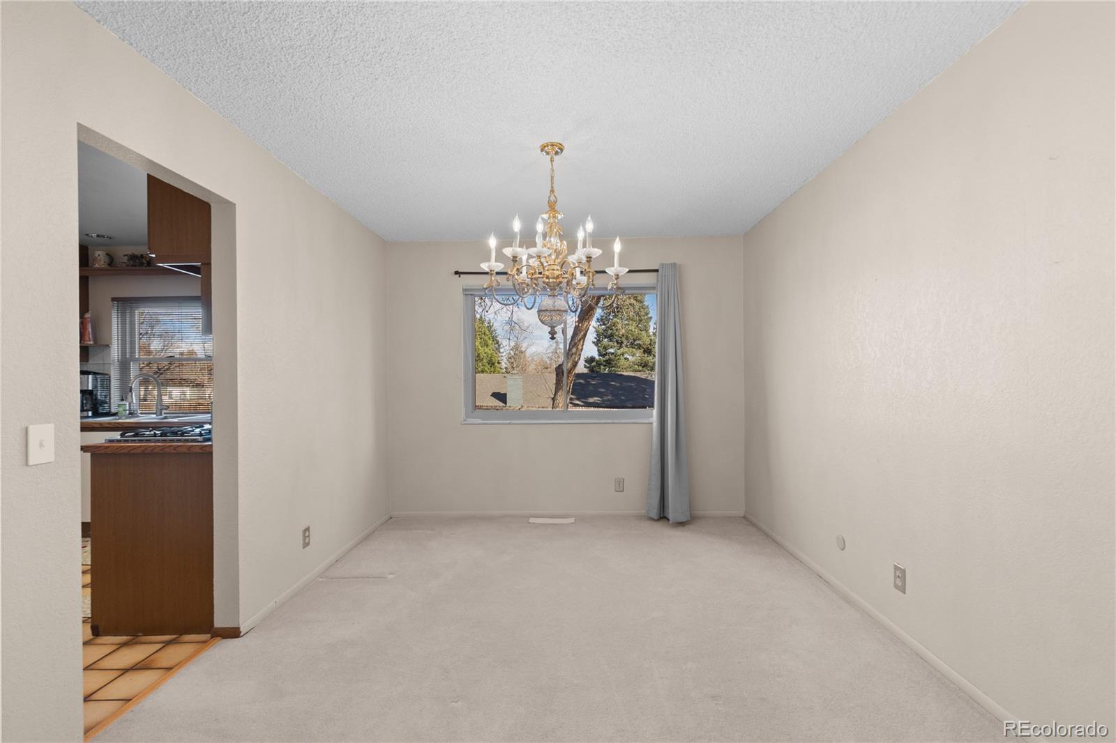 3704 S Mission Parkway