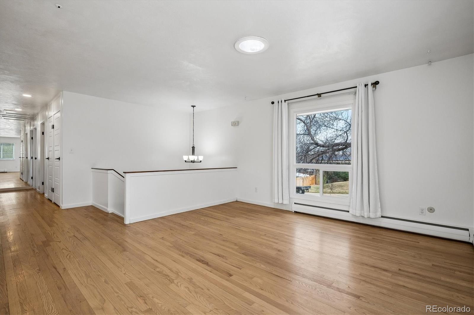 7937 W Chestnut Drive