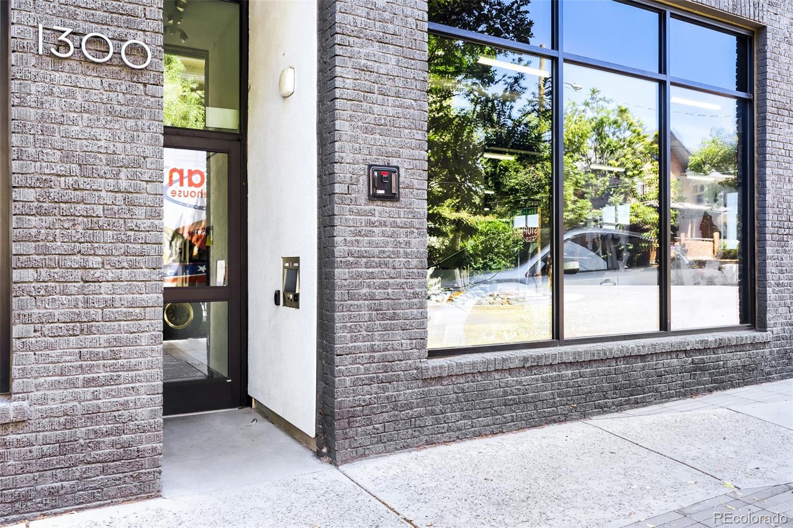 1300 N Ogden Street 401