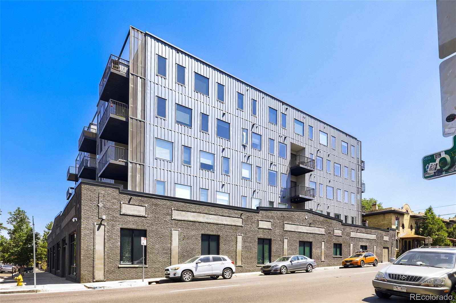 1300 N Ogden Street 401