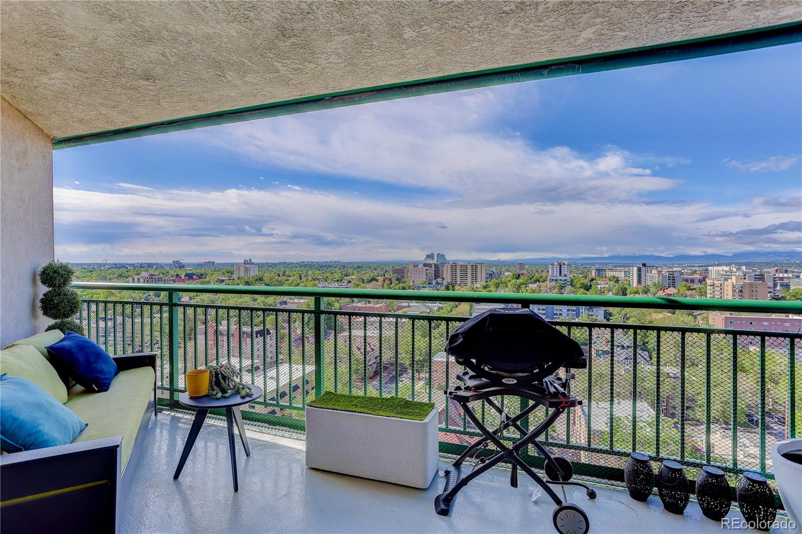 550 E 12th Avenue 1703
