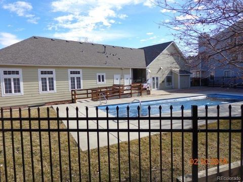 910 S Dawson Way 2 Aurora CO 80012