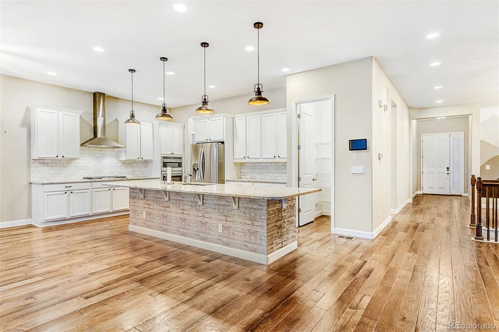 Photo of 9894 Eagle River Street, Littleton, CO 80125 (MLS # 1536721)