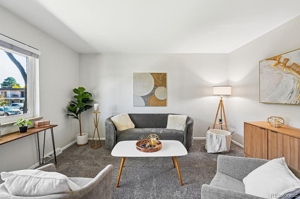 11423 W 17th Place