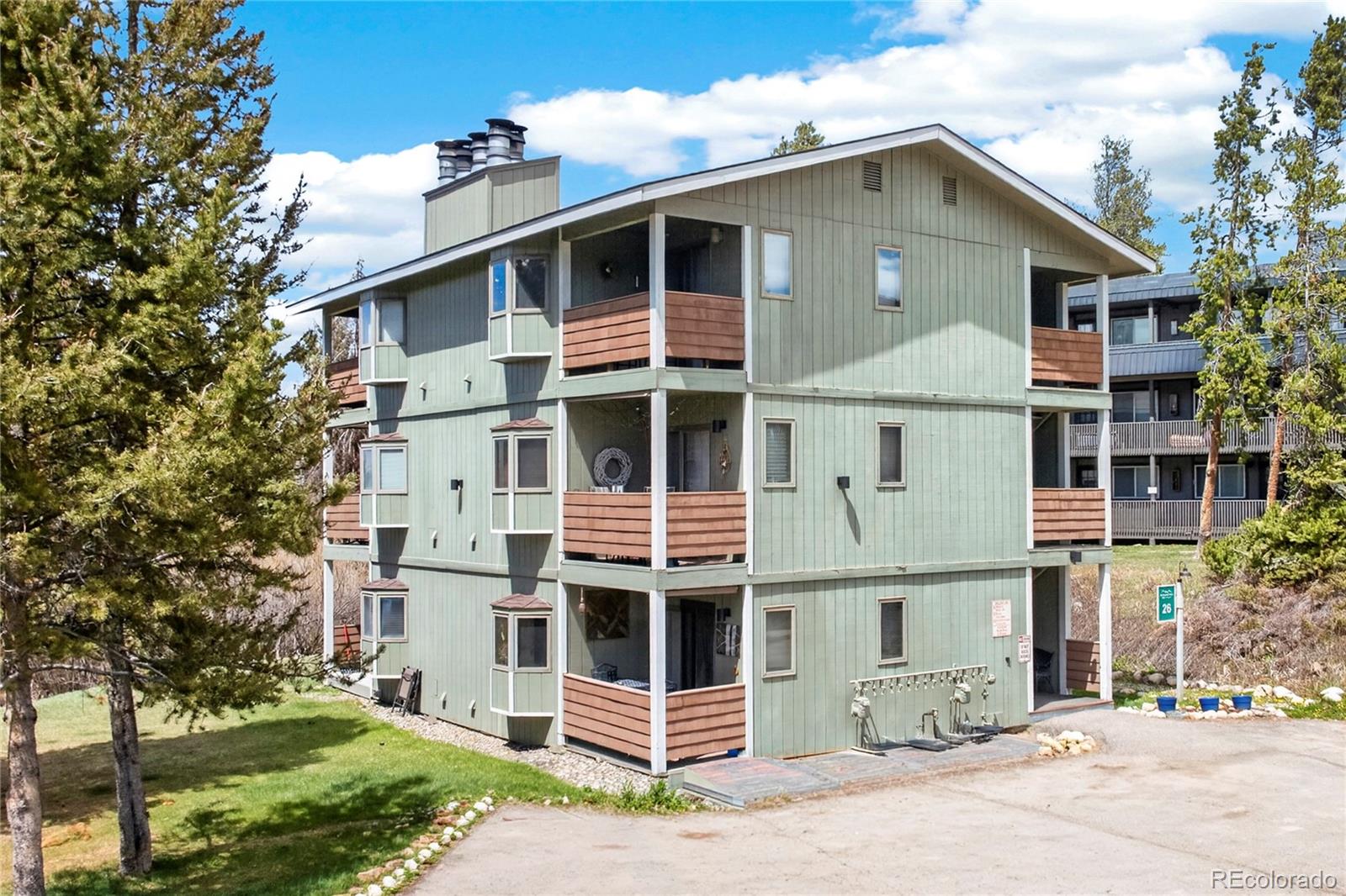 59 River Drive 2