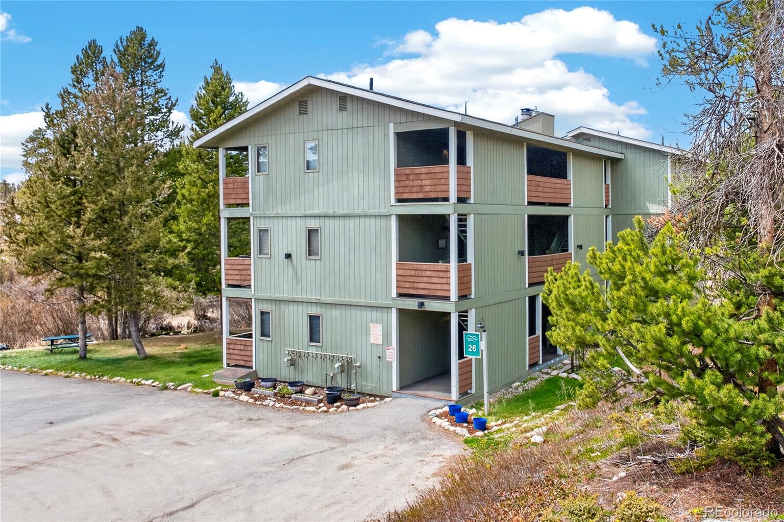 59 River Drive 2