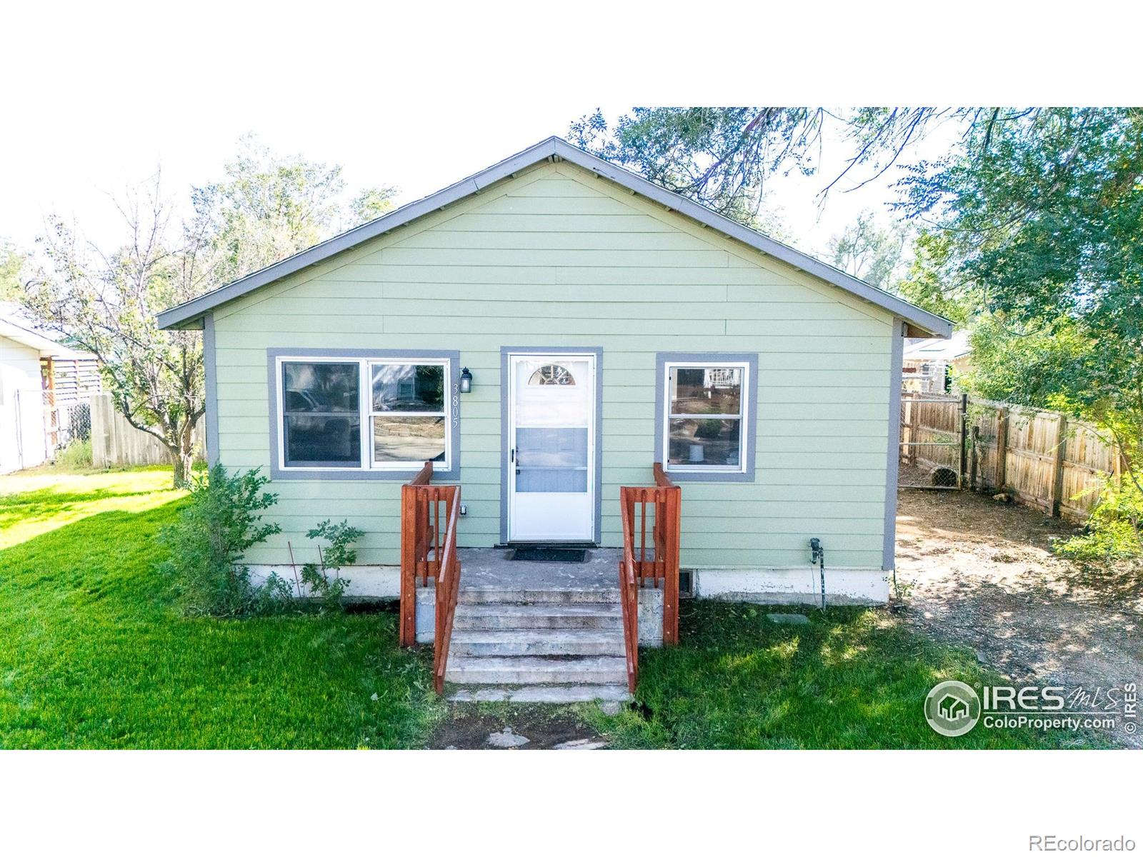 3805 Roosevelt Avenue