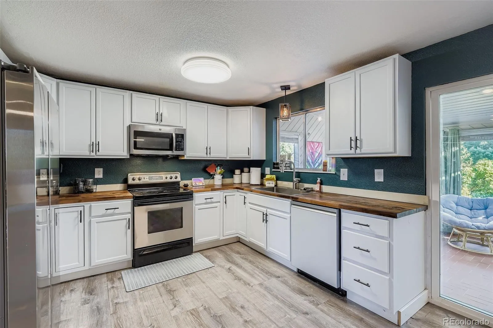 Broomfield, Colorado 80020, United States, 3 Bedrooms Bedrooms, ,3 BathroomsBathrooms,Residential,Active,204852