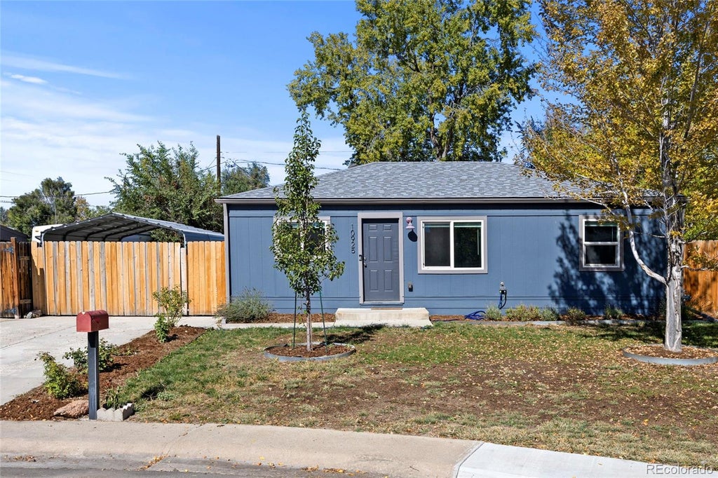 Photo of 10925 W 39th Avenue, Wheat Ridge, CO 80033 (MLS # 4440424)