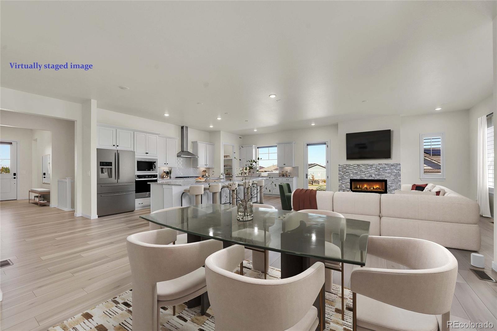 8538 S Quatar Street