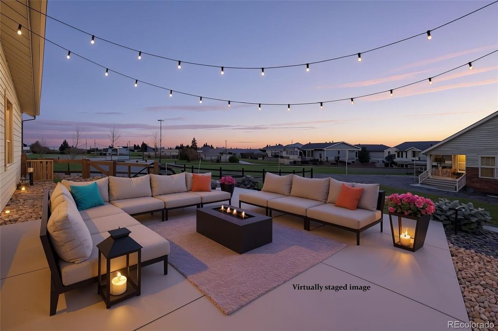 Photo of 8538 S Quatar Street, Aurora, CO 80016 (MLS # 4420790)