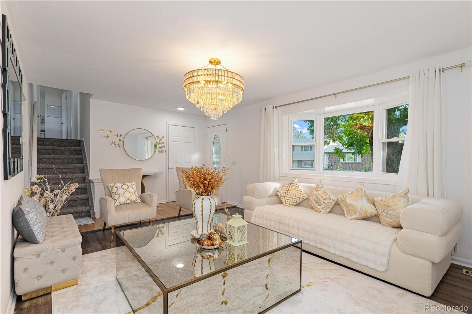 5831 W 108th Place