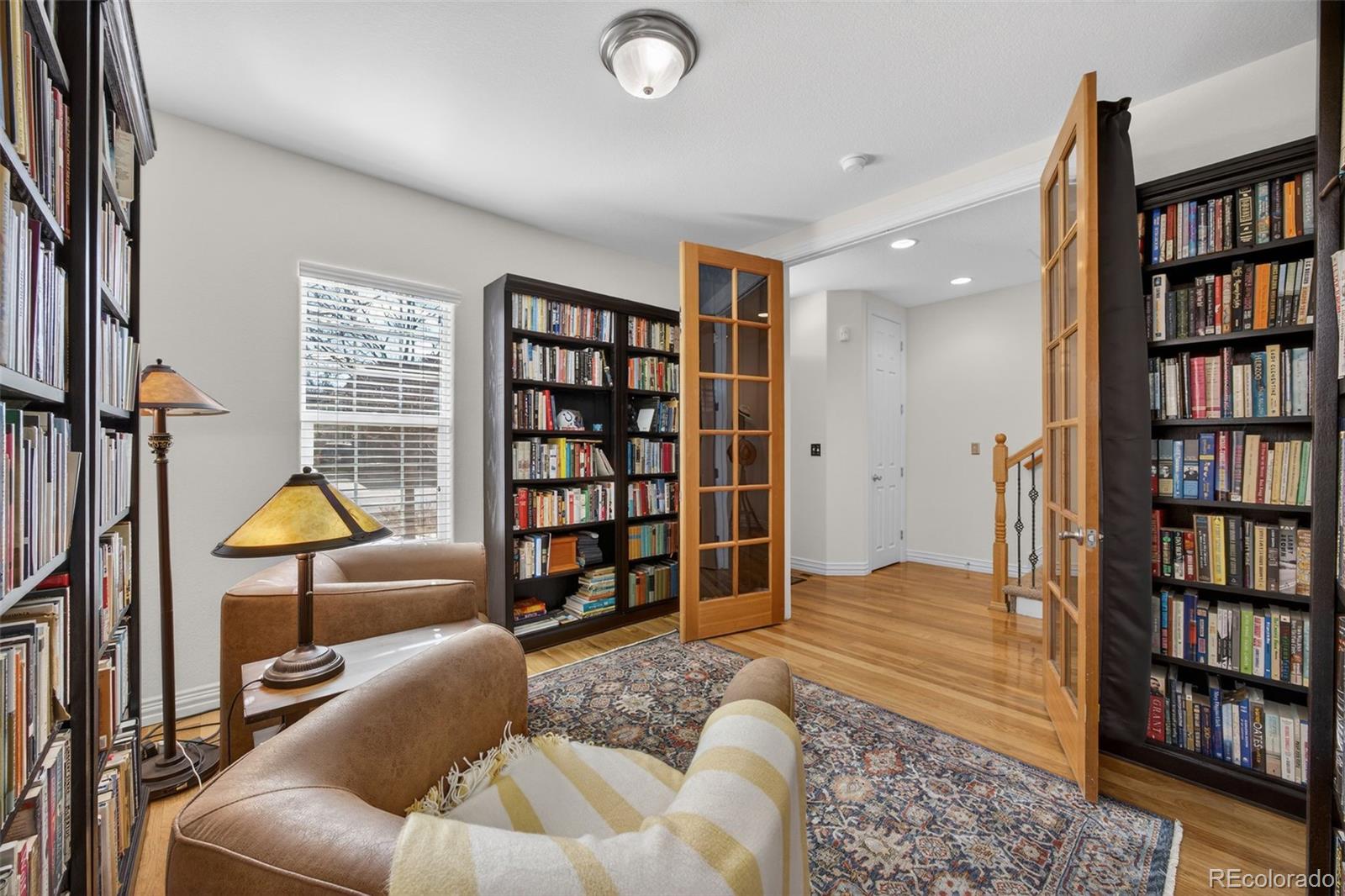 2933 Lawrence Street