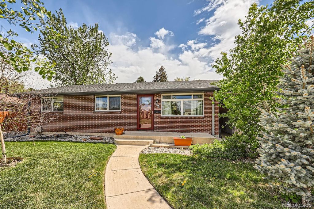 Photo of 2986 W Union Avenue, Englewood, CO 80110 (MLS # 7430443)
