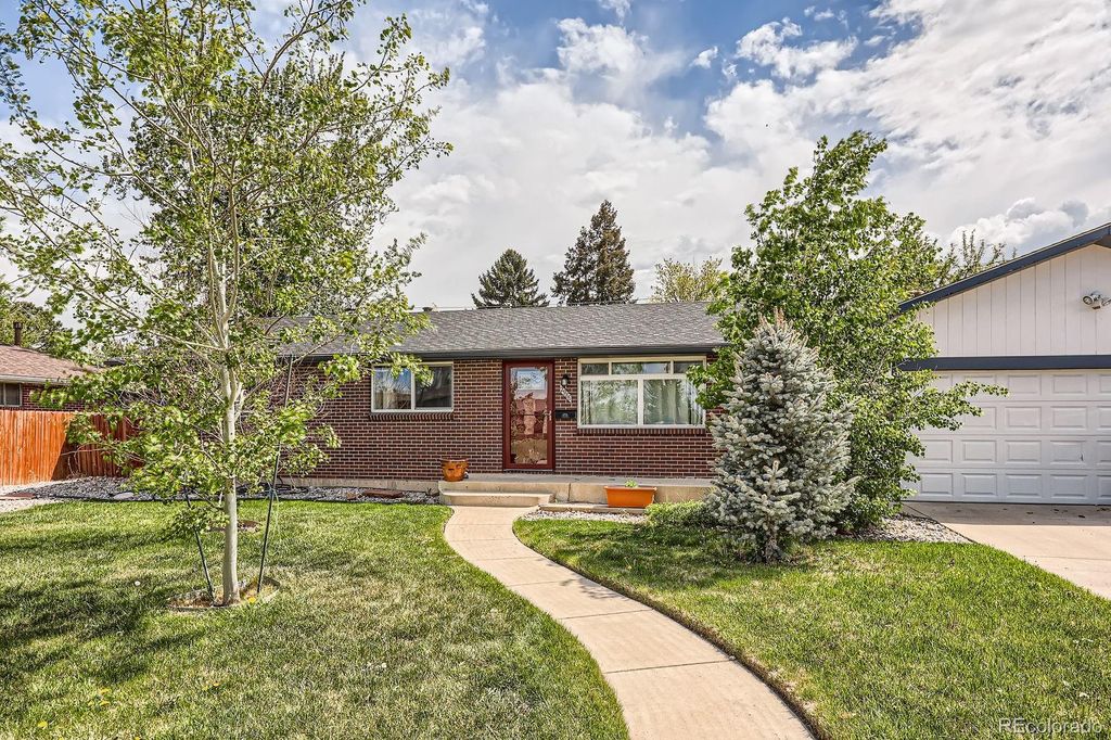 Photo of 2986 W Union Avenue, Englewood, CO 80110 (MLS # 7430443)