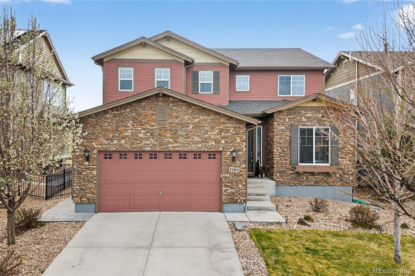 7595 S Quantock Court