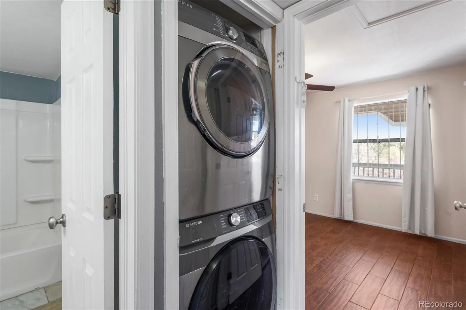 Castle Rock, Colorado 80104, United States, 2 Bedrooms Bedrooms, ,1 BathroomBathrooms,Residential,Active,115137