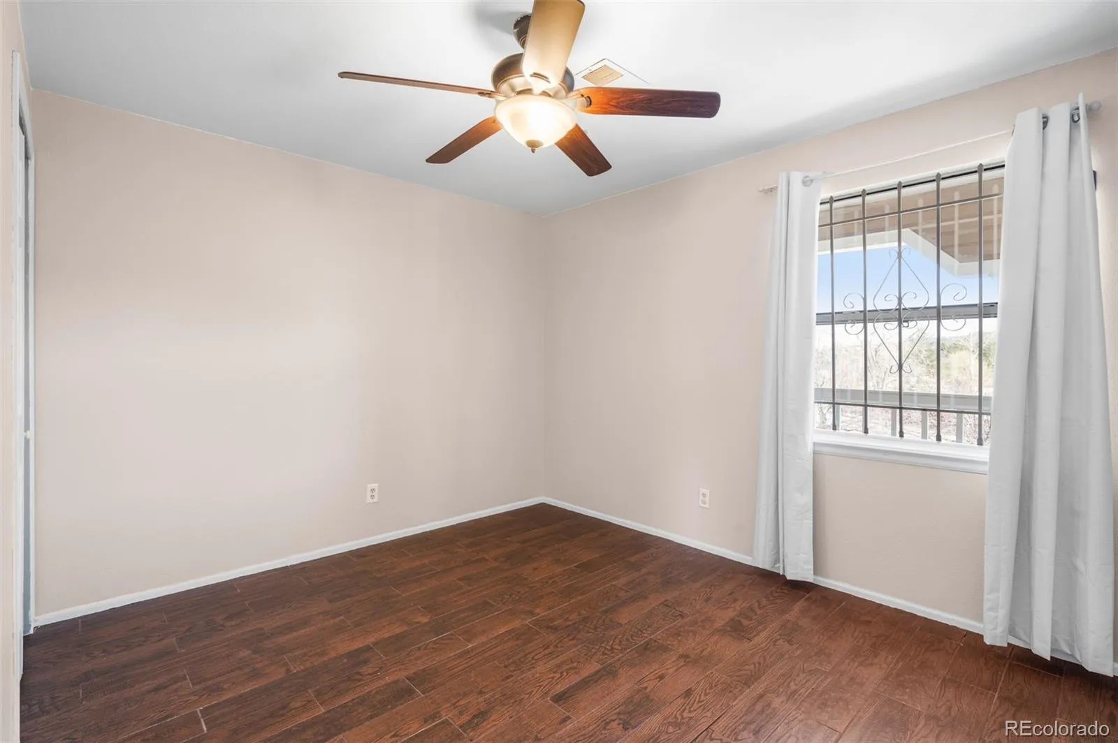 Castle Rock, Colorado 80104, United States, 2 Bedrooms Bedrooms, ,1 BathroomBathrooms,Residential,Active,115137