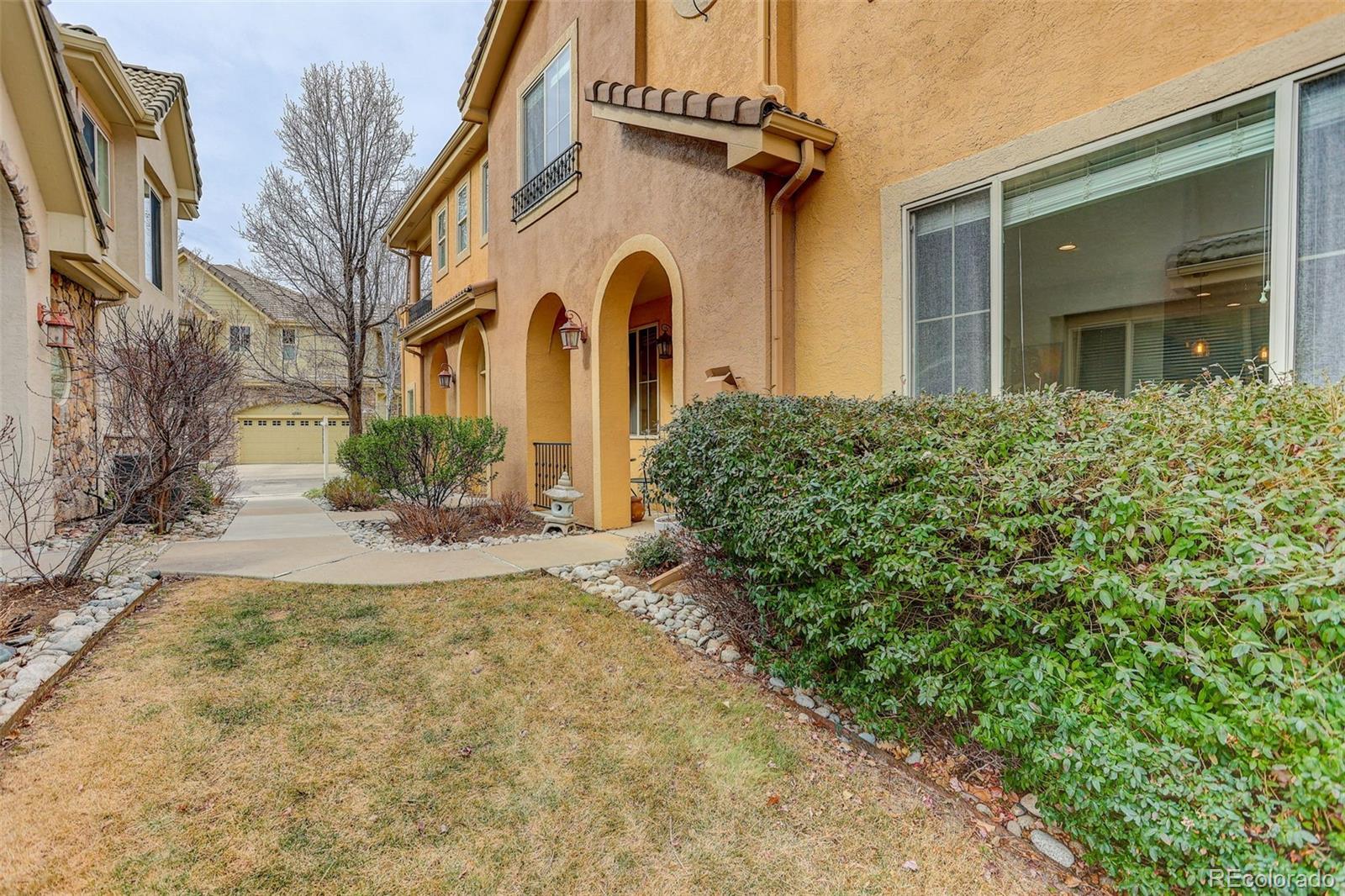 10098 Bluffmont Lane