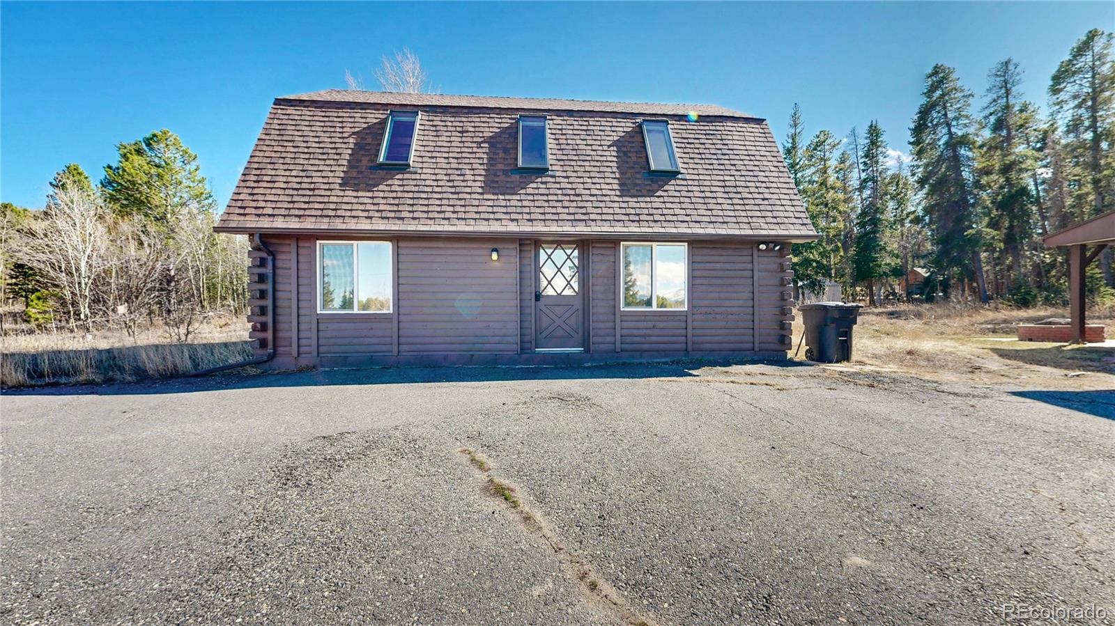 236 Meadowlake Drive