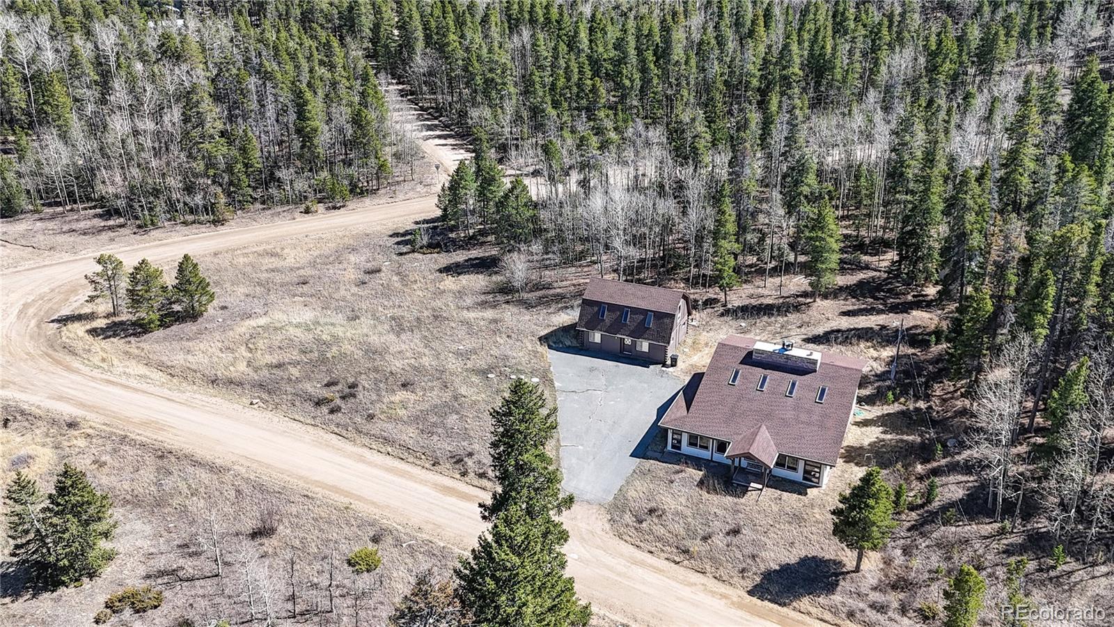 236 Meadowlake Drive