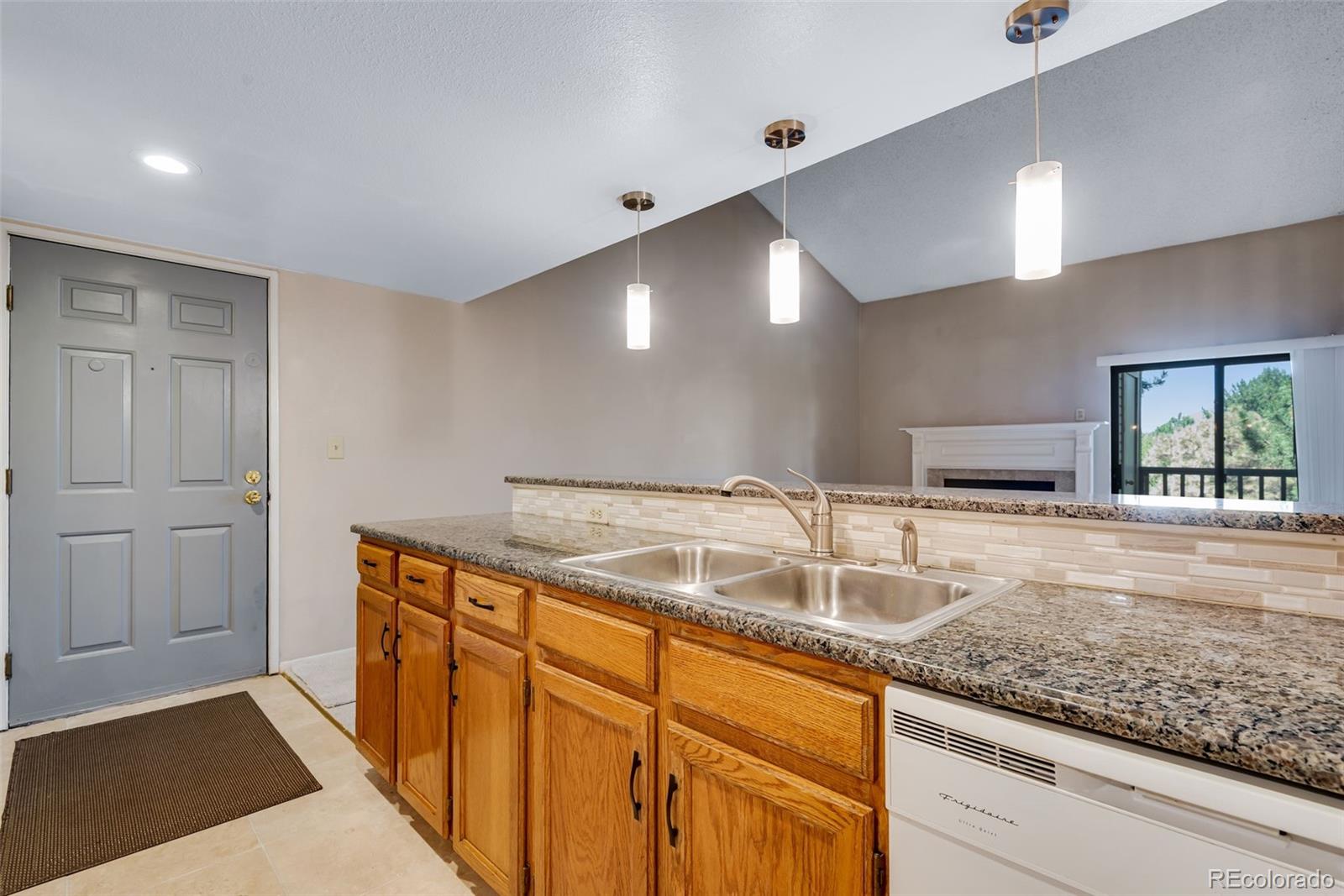 9690 Brentwood Way 303
