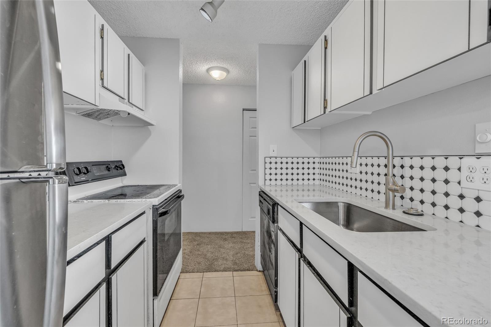 10211 Ura Lane 3-301