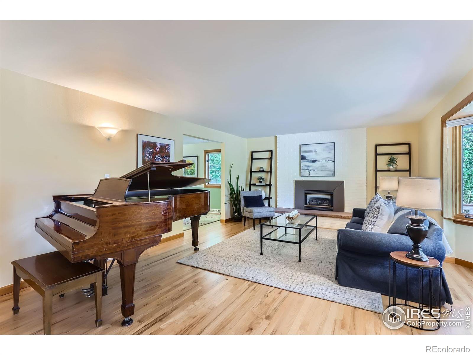 3495 Everett Drive