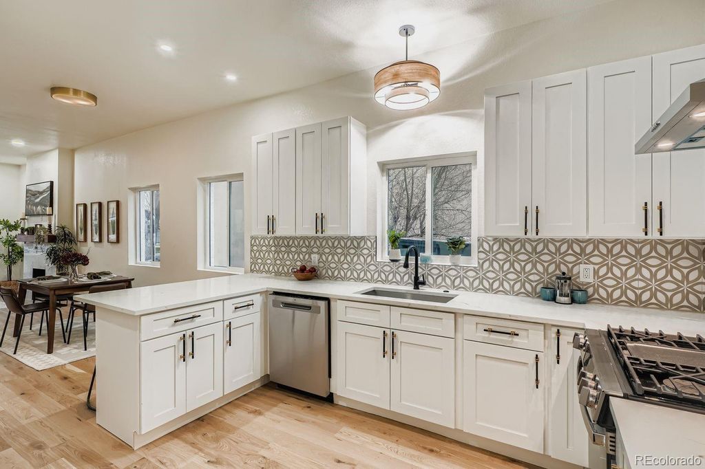 Photo of 2423 Glenarm Place, Denver, CO 80205 (MLS # 9602093)