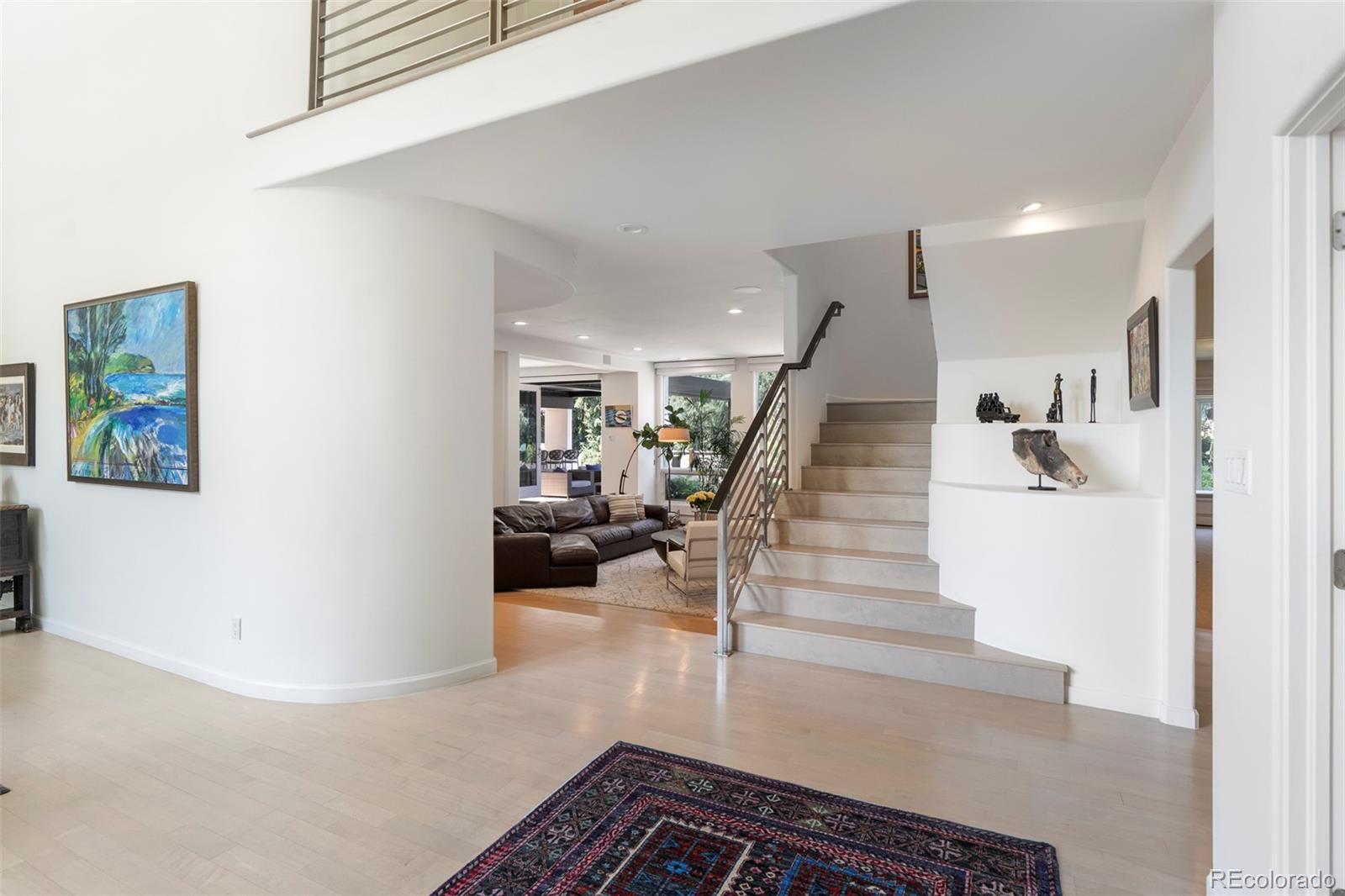25 S Fairfax Street