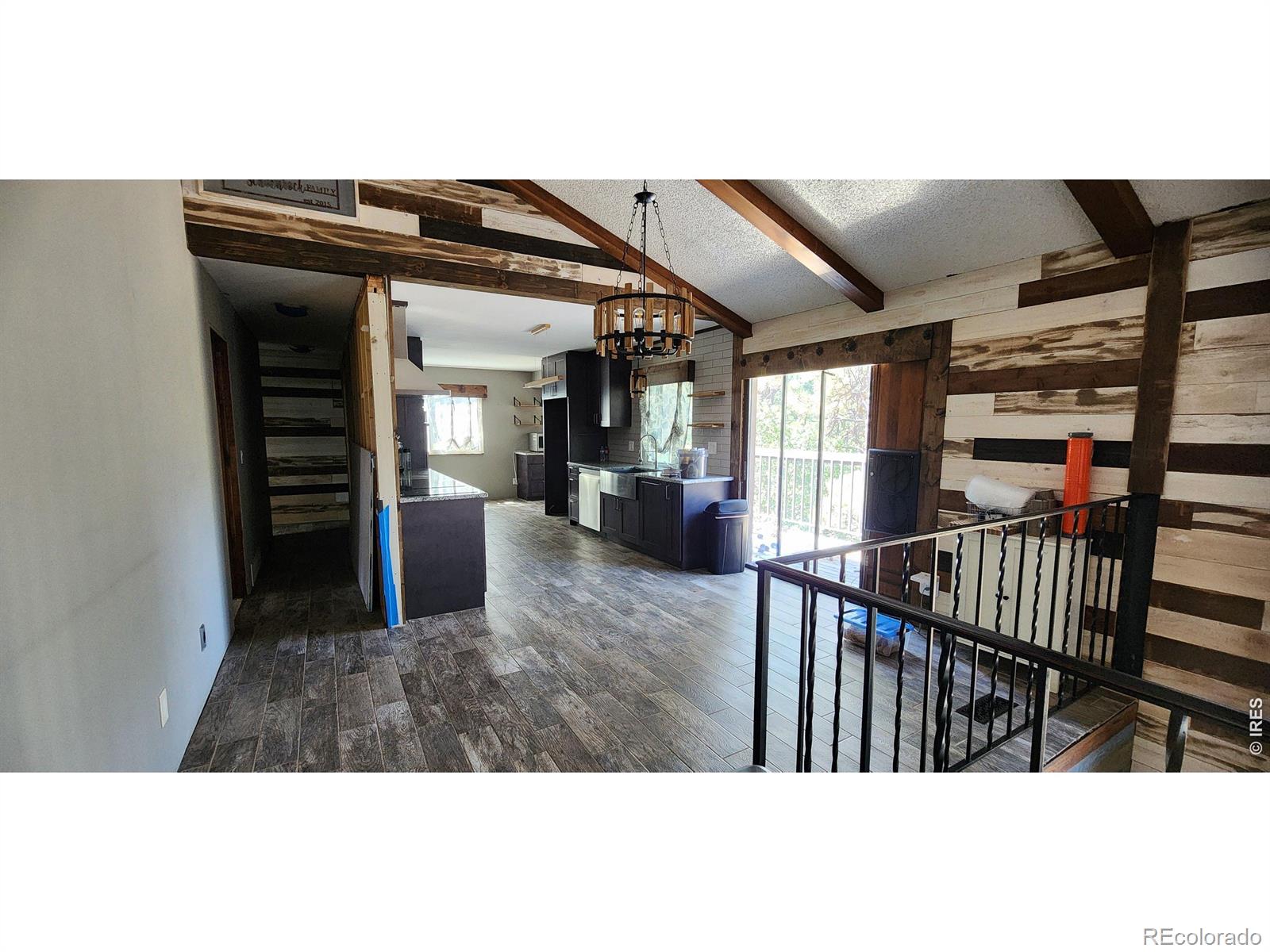 6174 Hollowview Court