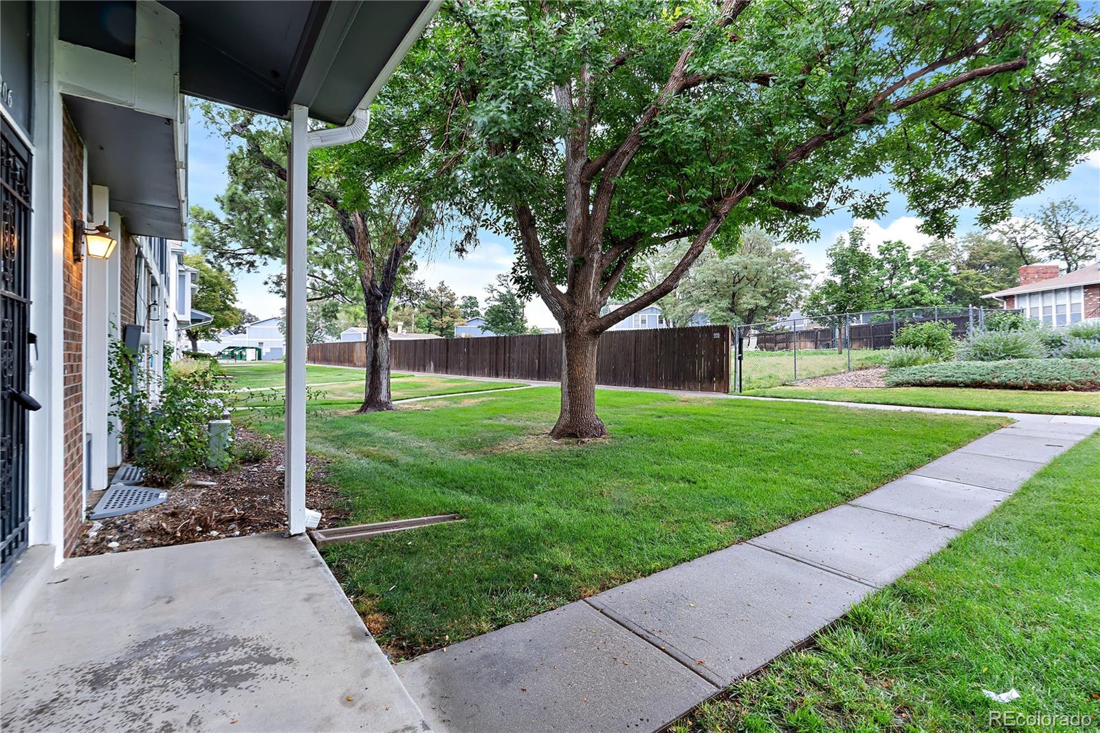11906 E Canal Drive