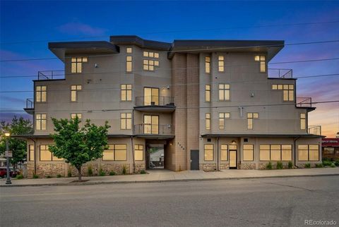 Photo of 2900 W 44th Avenue #201, Denver, CO 80211 (MLS # 7950275)