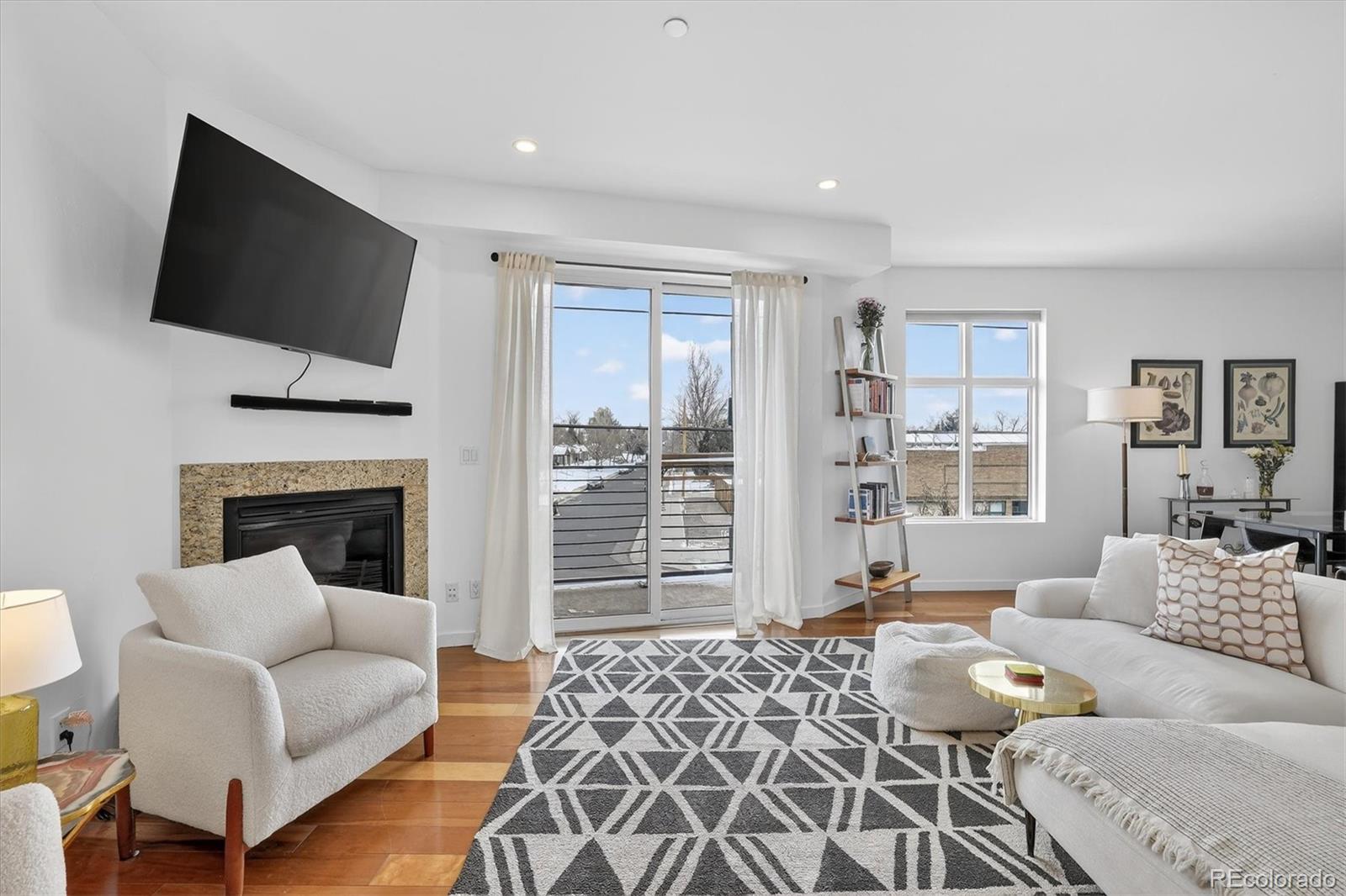 2900 W 44th Avenue 201