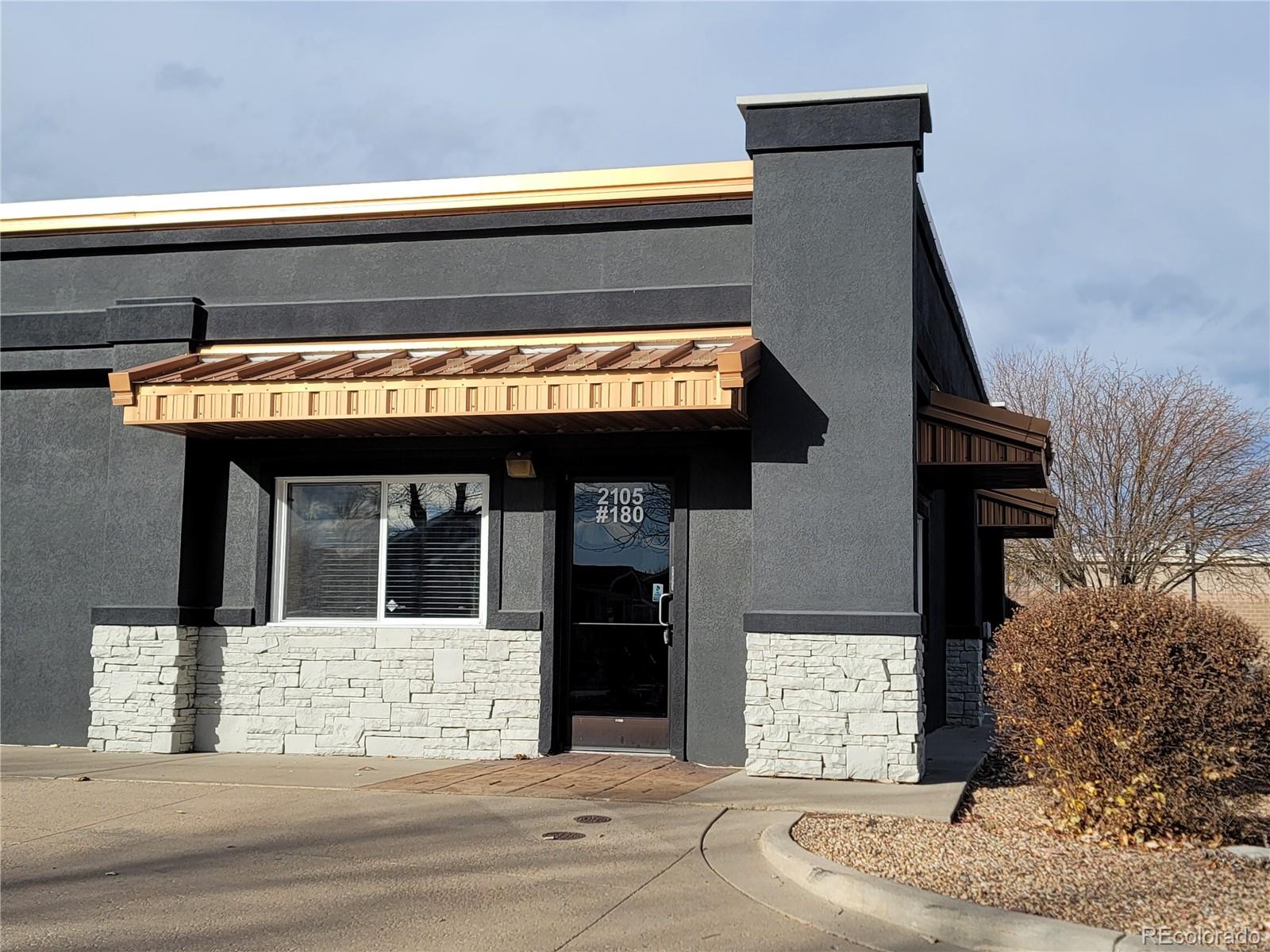 2105 E 11 Street 180