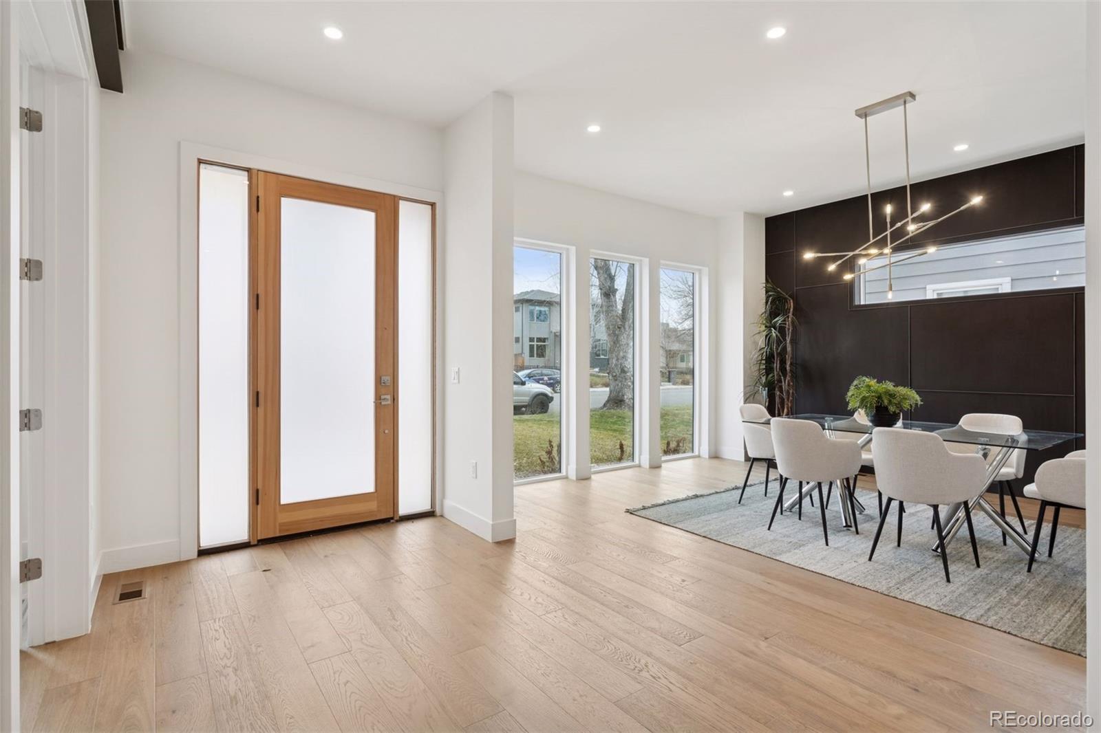 1117 S Madison Street