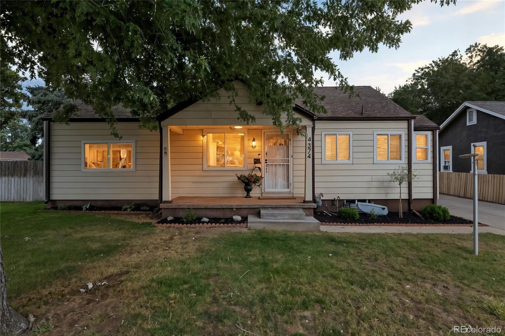 Photo of 4374 S Galapago Street, Englewood, CO 80110 (MLS # 8280064)
