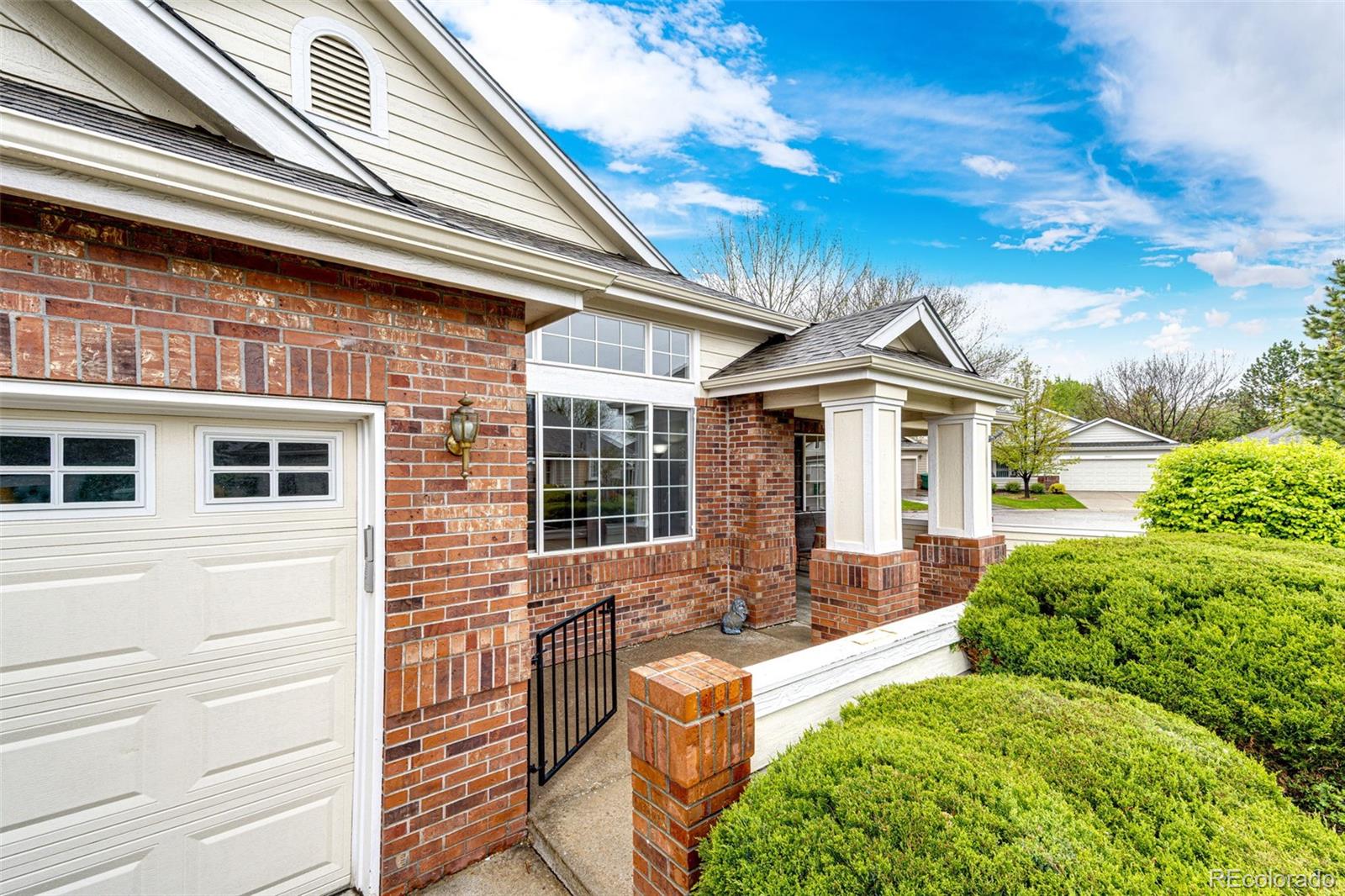 3802 Lee Circle