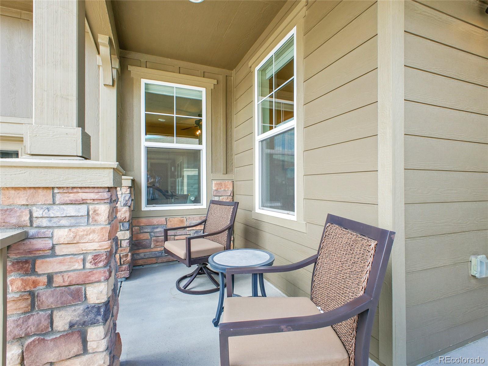 1895 Canyonpoint Lane