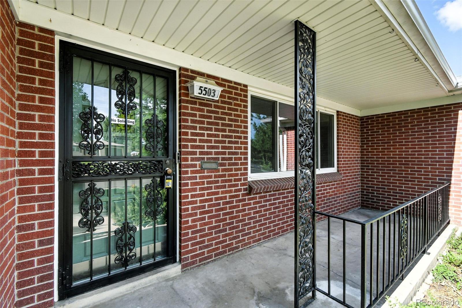5503 E Utah Place