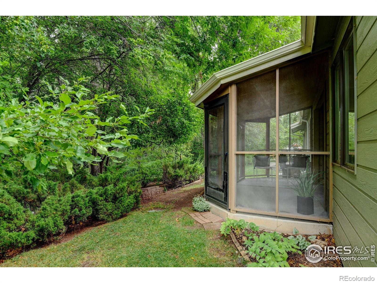 712 Brookhaven Court