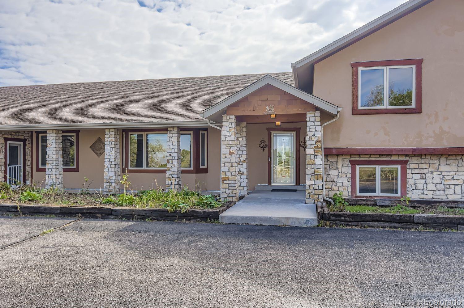 6690 S Piney Creek Circle