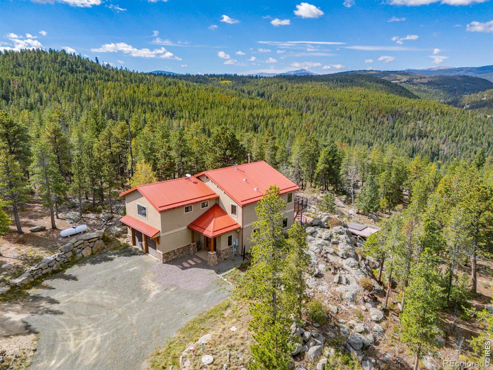 401 Shady Hollow