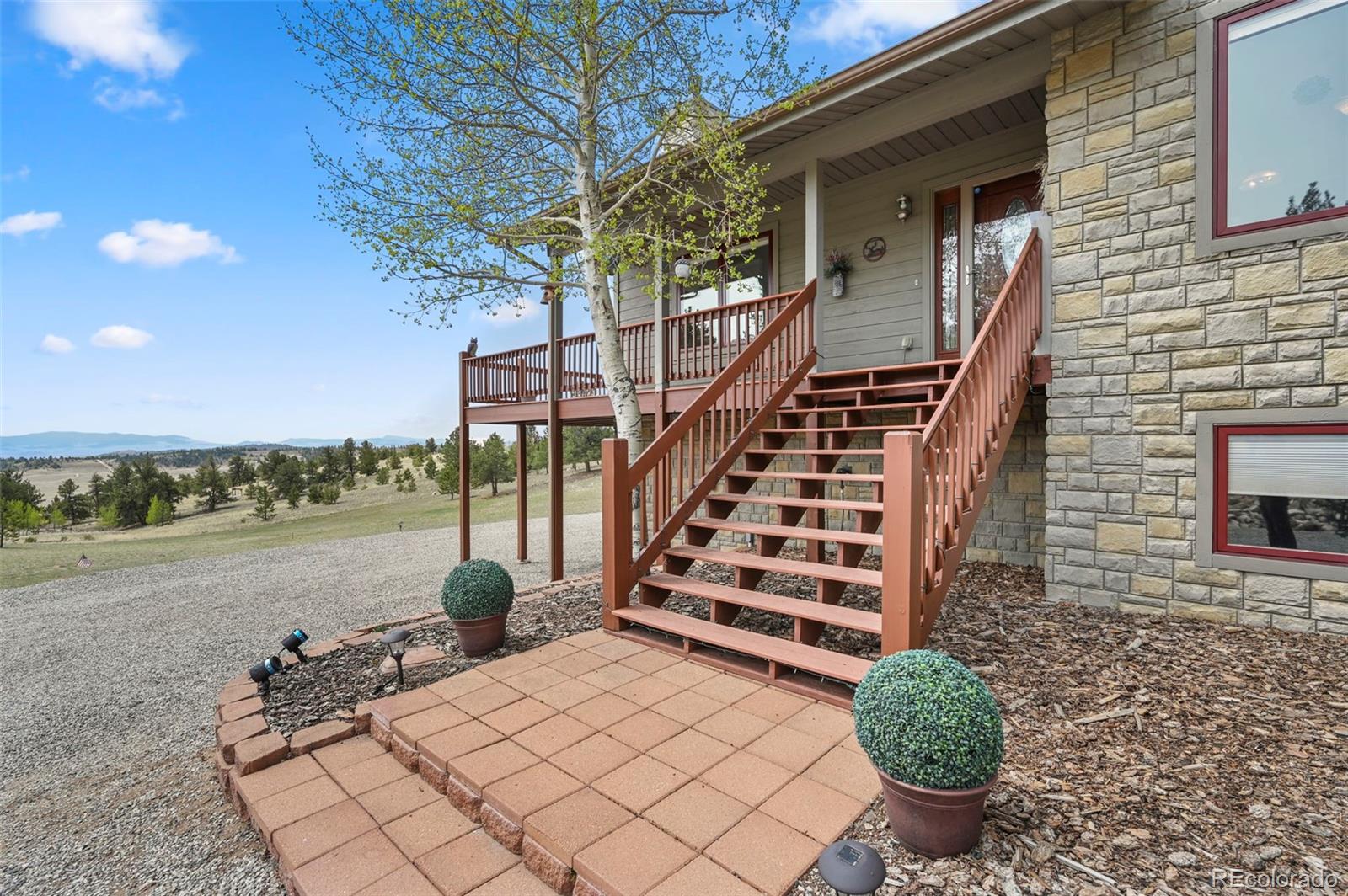 322 Sequoia Road