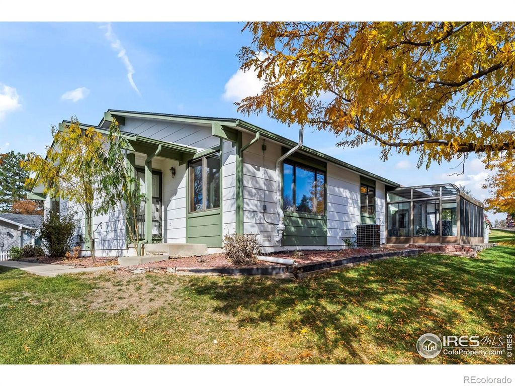 Photo of 13 Curtis Court, Broomfield, CO 80020 (MLS # IR1046659)