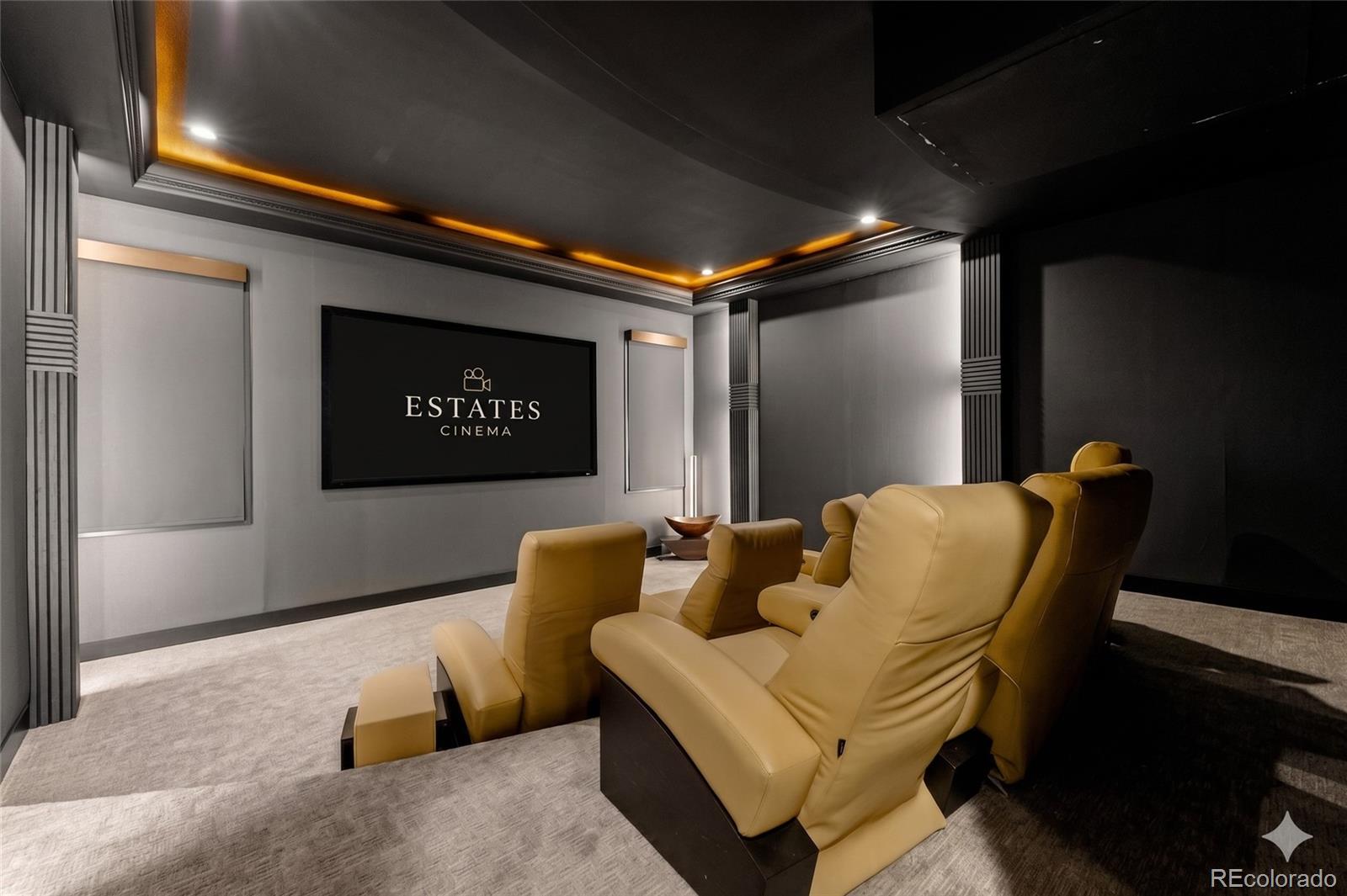 4936 S Fillmore Court