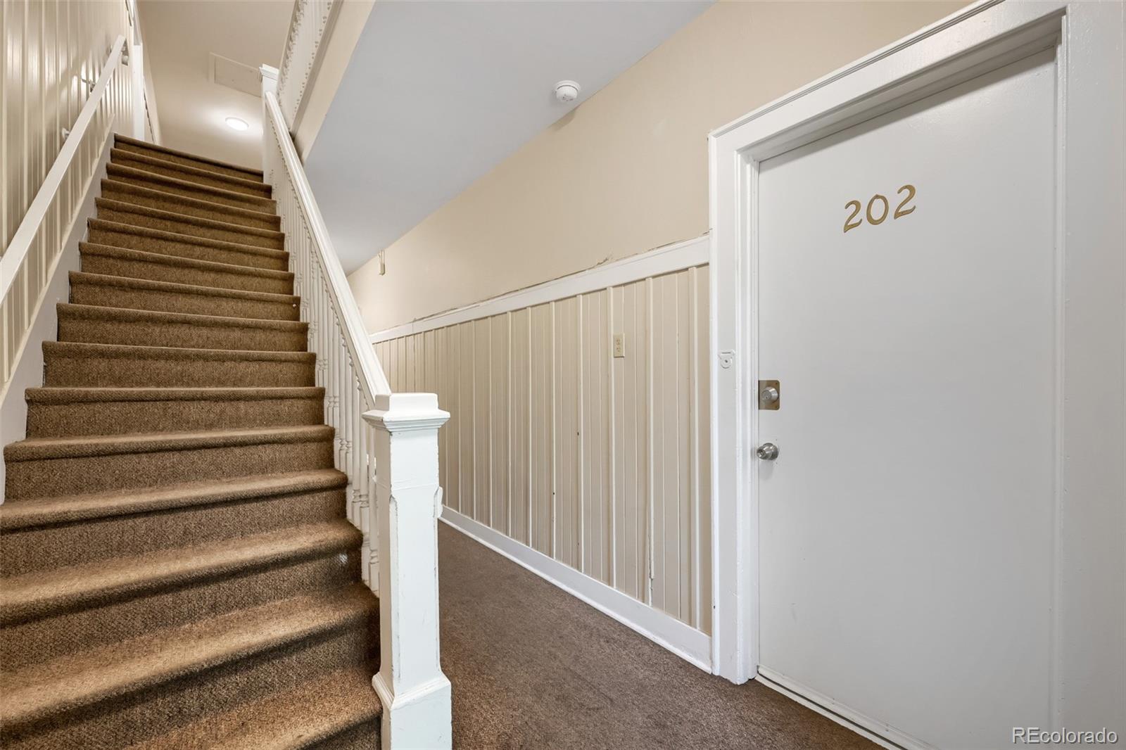 1356 N Pearl Street 202