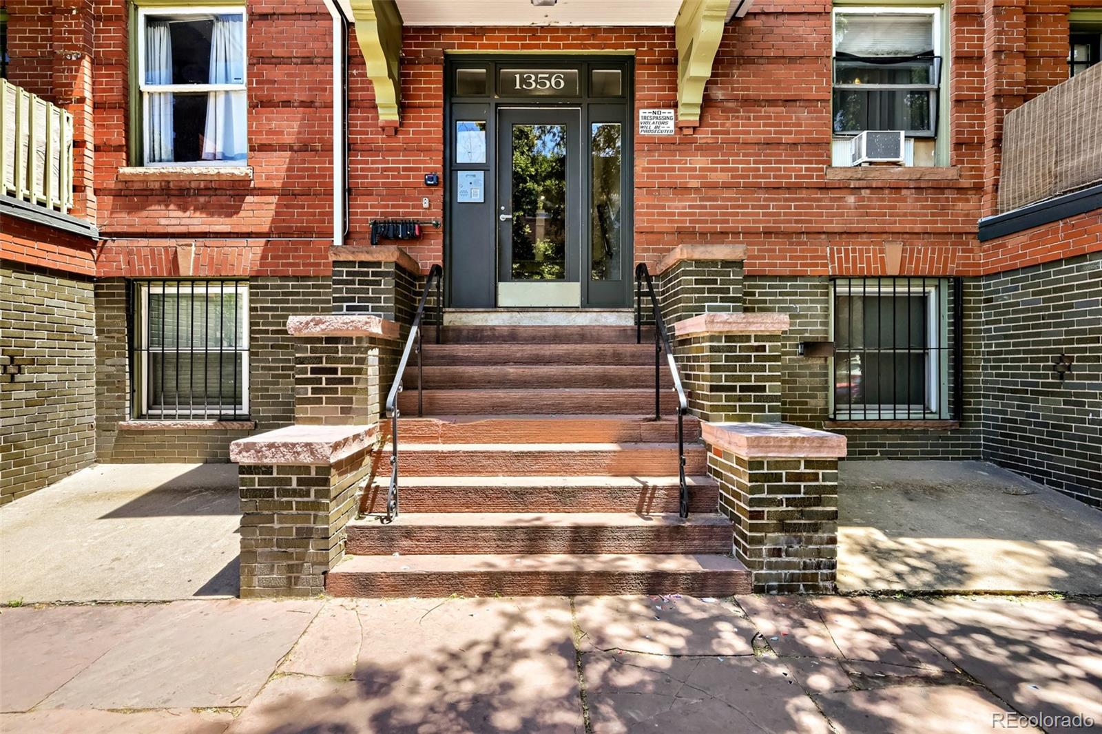1356 N Pearl Street 202