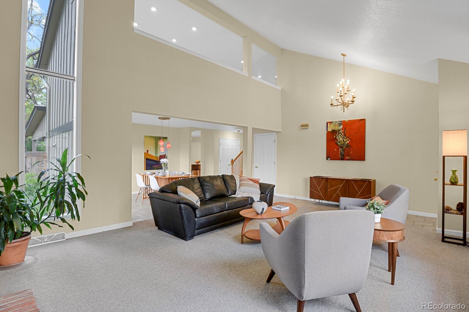 7882 S Valentia Way