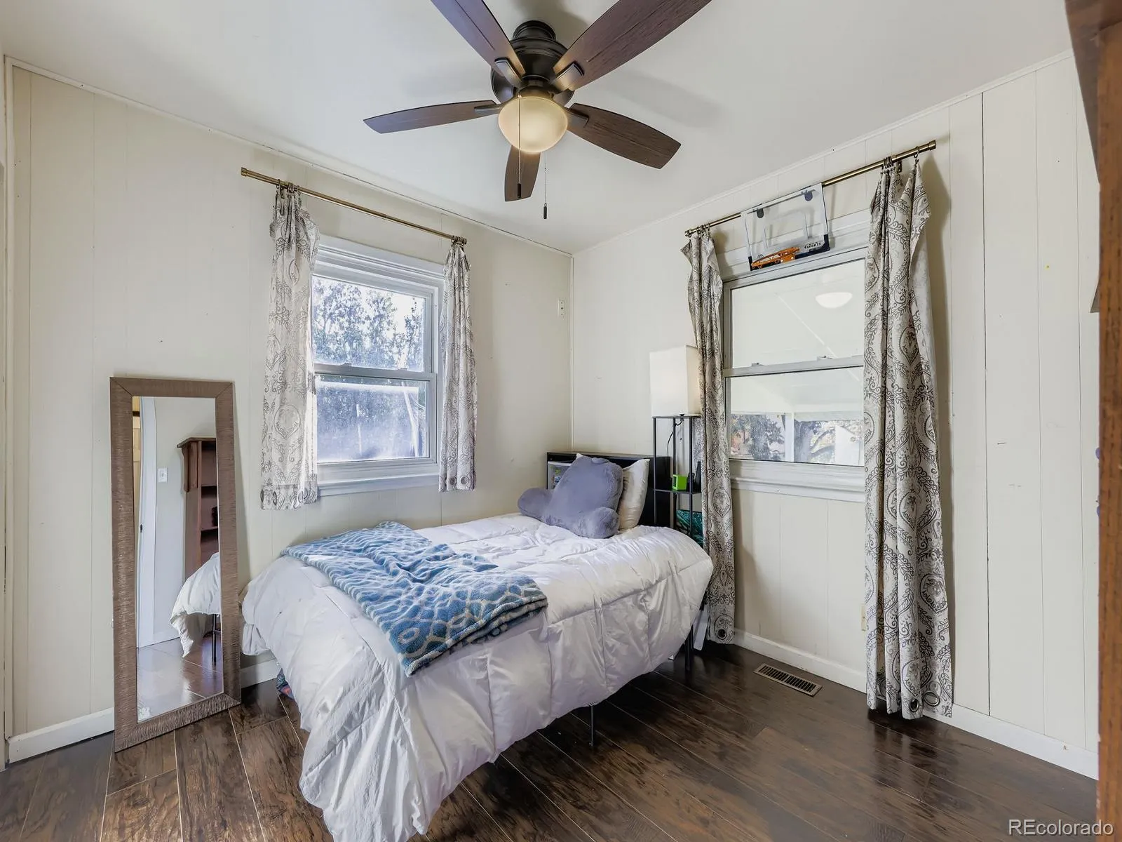 Thornton, Colorado 80229, United States, 4 Bedrooms Bedrooms, ,2 BathroomsBathrooms,Residential,Coming Soon,225172